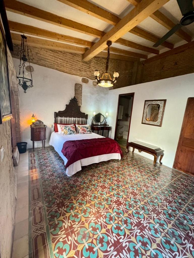 Oliva Courtyard Guesthouse מראה חיצוני תמונה